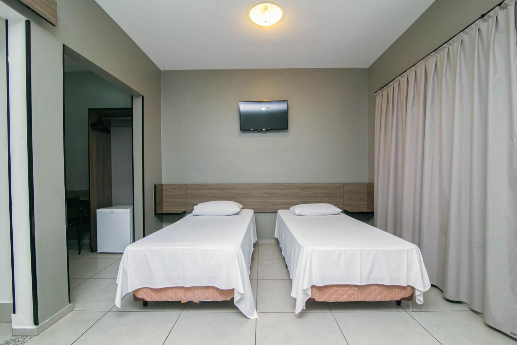 I-Hotel Пирасикаба Экстерьер фото